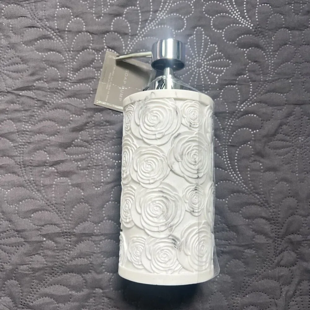 BEEKMAN HOME WHITE, GRAY & SILVER FLORAL ROSES LIQUID SOAP PUMP DISPENSER DECOR